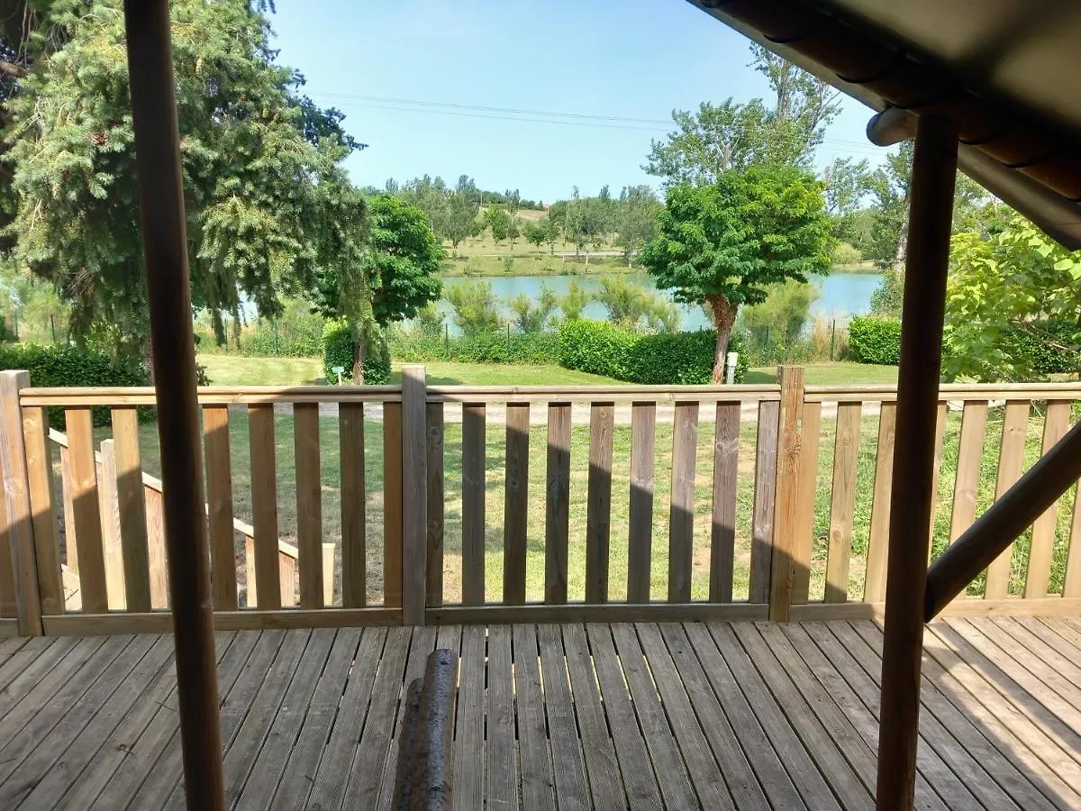 Kemp Les Auzerals Camping Du Lac Rabastens