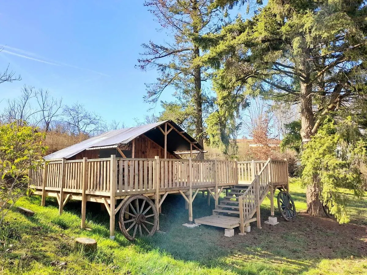 Les Auzerals Camping Du Lac Rabastens Francie